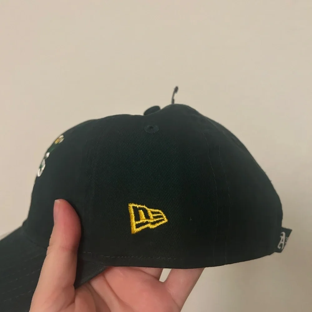 Oakland Athletics New Era Youth Game Day Bloom 9TWENTY Adjustable Hat- NWT